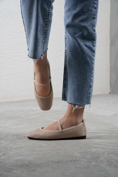 Beyond Dámské béžové semišové denní elastické pohodlné baleríny na nízkém podpatku BYNDMRJ01