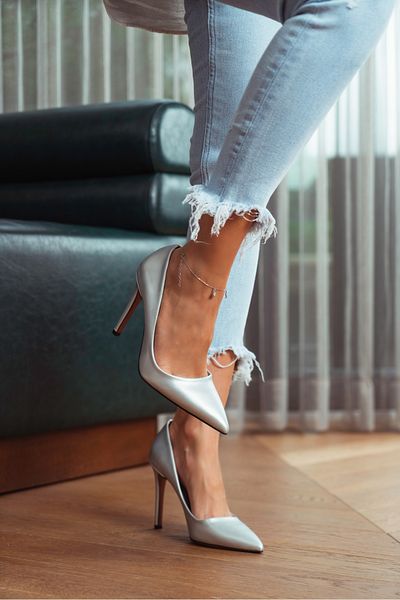 NİŞANTAŞI SHOES Vanessa Silber Matte Pointed Toe Damen Stiletto