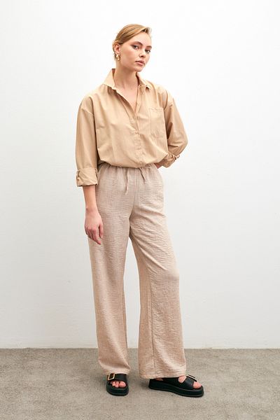 Bipantolon Γυναικείο Κρεμ Oversize Basic Pocket Λεπτομερές μακρυμάνικο πουκάμισο από ποπλίνα