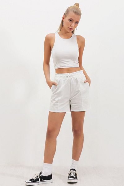 HAKKE Lace-up SHORTS with Grass Front