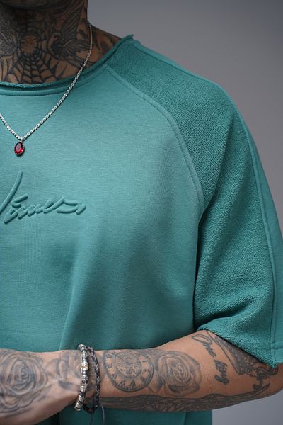Butik Κέντημα με λαιμόκοψη Beauty - Λεπτομερές μανίκι Raglan - Μπλουζάκι από ύφασμα 3 νημάτων με βούρτσα