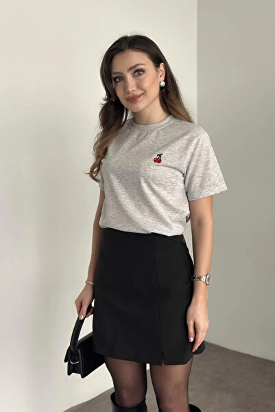 Aventien Μπλουζάκι με κέντημα Cherry Crew Neck