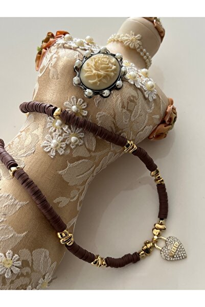 tones official 520 قلادة قلب فيمو بنية مرقمة