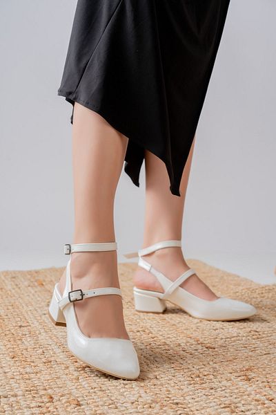 Hayalimdeki Ayakkabı Nita White - Patent Leather Low Heeled Women's Shoes