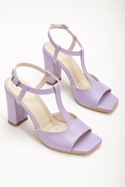 Hayalimdeki Ayakkabı أحذية إنتيلا النسائية ذات الكعب العالي والجلد الأرجواني ذات الأصابع الحادة