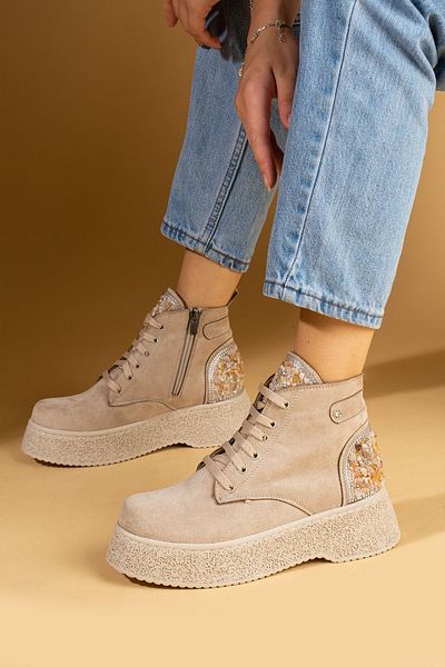 Pembe Potin Μπεζ Suede Stone Λεπτομερείς καθημερινές μπότες υψηλής πλατφόρμας - Κομψές και άνετες