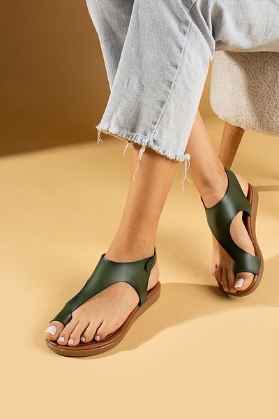 Pembe Potin Women's Khaki Comfortable Poly Sole Daily Summer Basement Style Sandals