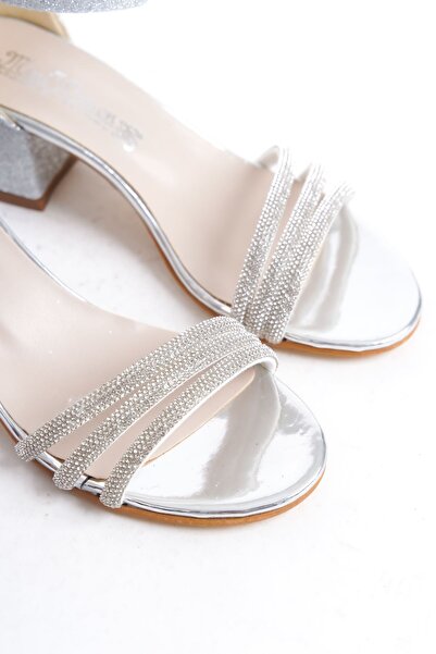 owwox club Owwox Kids; Kız Çocuk,Gümüş,3 Biyeli Kararmaz Taş Detaylı  Ayakkabı