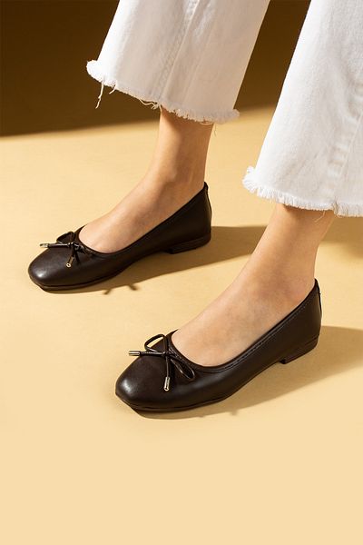 Pembe Potin Women's Flats Brown Bow Lightweight Comfortable Sole Stylish Casual Shoes