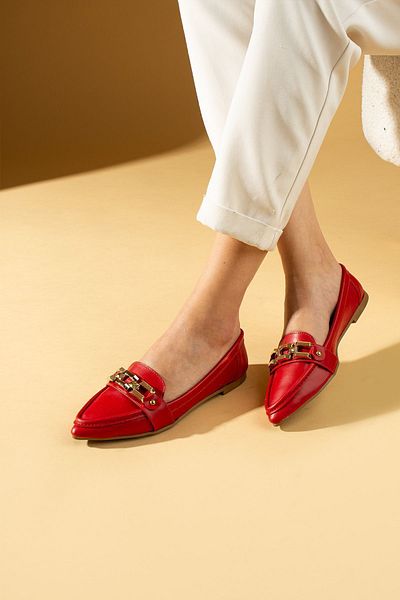 Pembe Potin Lightweight Comfortable Women's Ballerinas with Red Chain Buckle - Stylish Casual Shoes