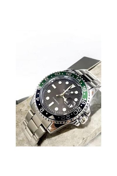 Rivoly Men's Stainless Steel Analog Quartz Watch Date Display Easy to Read Fashion Design Waterproof