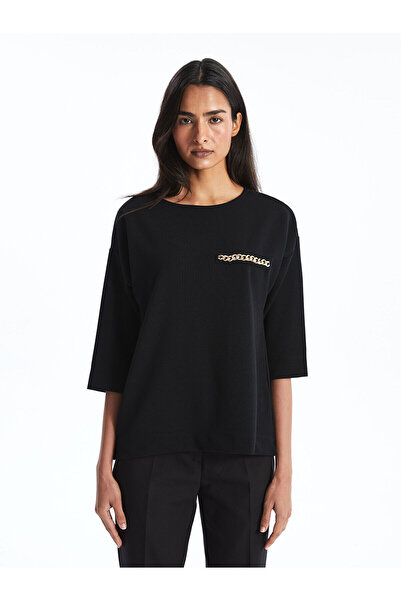 LC Waikiki Özmarka Yeni Sezon Bisiklet Yaka Zincir Detaylı Kadın Tişört