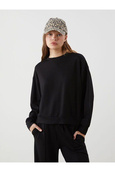 LC Waikiki سويت شيرت نسائي كبير الحجم برقبة دائرية من XSIDE