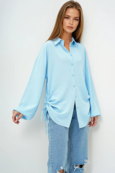 VAGGON Women's Blue Oversize Woven Shirt with Tie Detail on the Sides Prmx13698