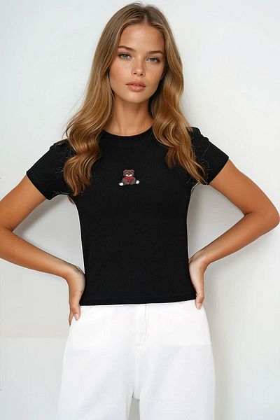 VAGGON Γυναικεία μαύρη μπλούζα με λαιμόκοψη αρκουδάκι με στάμπα Prmx13672