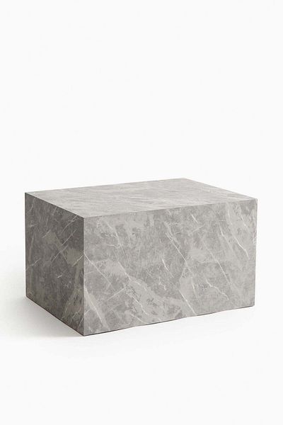 H&M Cube-shaped coffee table