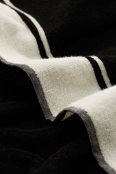 H&M Fringed beach towel