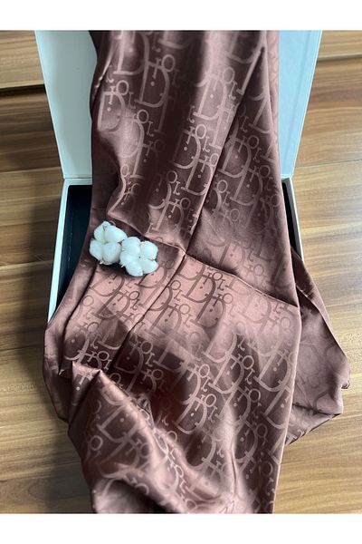 VaVscarfs D Pattern Cotton Silky Jacquard Shawl Chocolate Brown