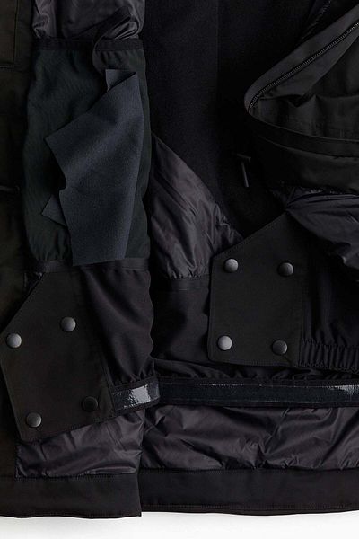 H&M 2-layer ski jacket in StormMove™