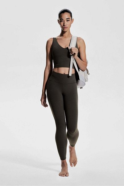 H&M Yoga leggings in SoftMove™ Lycra® Sport