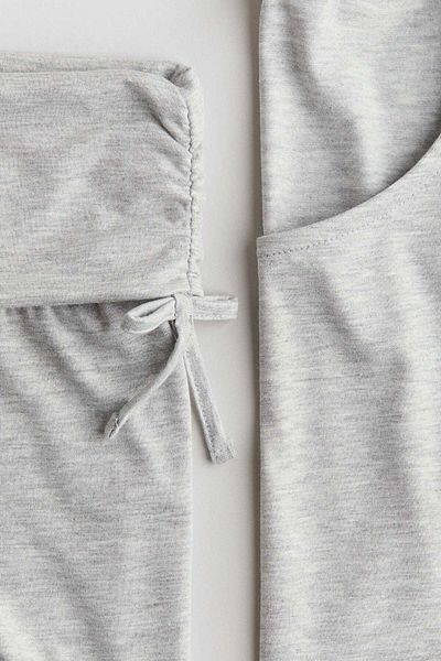 H&M طقم جيرسي مكون من قطعتين