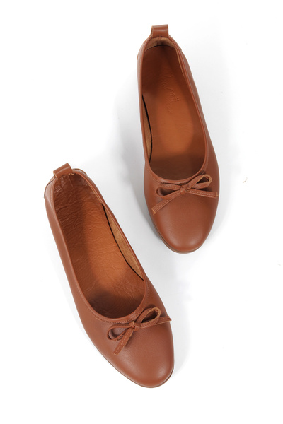 ÜNAL ÖZER Balerini de damă din piele naturală cu fundă Un001-063