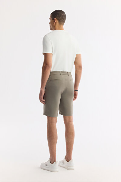 Avva Erkek Haki Beli Lastikli Bi-Stretch Teknik Kumaş Relaxed Fit Şort A51Y3712