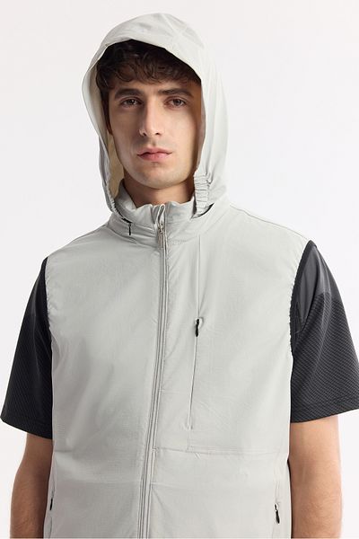 Avva Hooded Femuar Upright Collar Vest for Men's Stone Collar A51Y6552