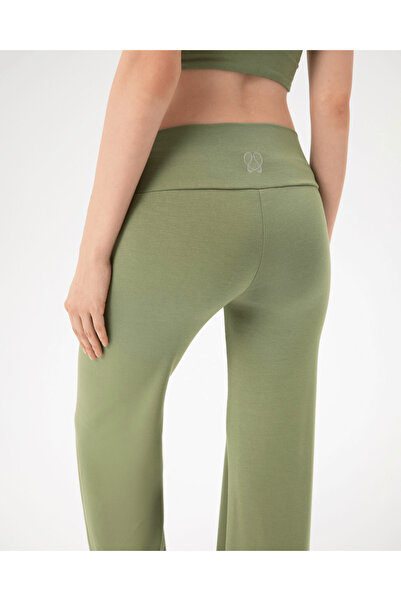 Ayma Active Yoga Pants with Green Shorts Thin Flowing Yoga Pants