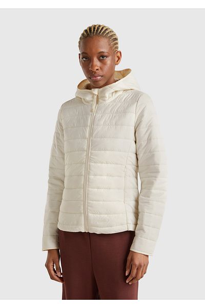 United Colors of Benetton Palton puf slim fit, umplut cu poliester crem, cu glugă, cu fermoar
