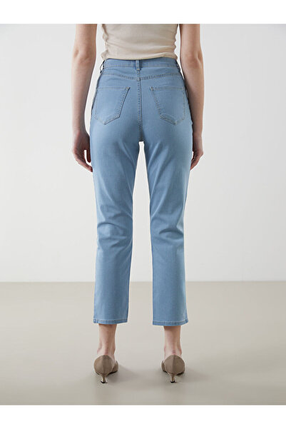 LC Waikiki Natuvera Mavi Slim Fit Kadın Jean Pantolon