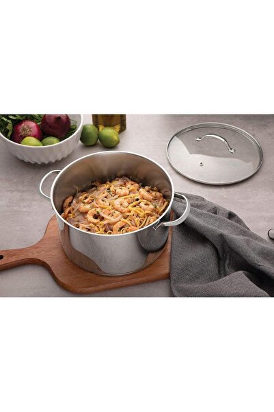 TRAMONTINA Since 1911, Made In Brazil - Una 24cm 4.8l Stainless Steel Shallow Casserole With Tri-ply Bottom