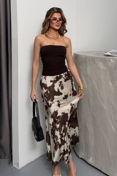 Ded COLLECTION Fusta lungă din satin crem cu model de damă