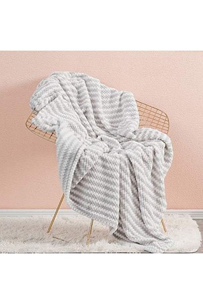 COOYA Dot Velvet Microfiber Throw Blanket, Soft Plush Cozy Warm Blanket for Sofa Grey and White 50''x60''