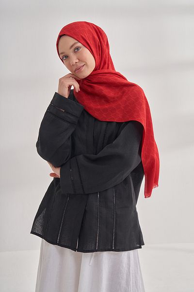 ARMANDA Cotton Monogram Chain Pattern Shawl - Red
