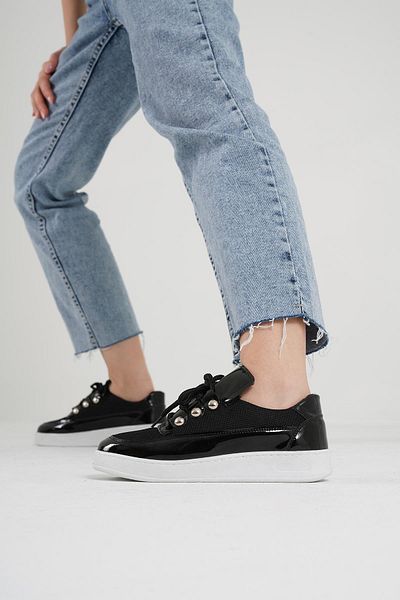 Beyond Women's White Sole Black Patent Leather Sneaker Byndk96