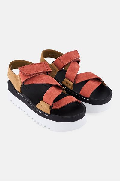 CLARKS Women Standard Ranger Elvtd Velcro Closure Sandals, Black