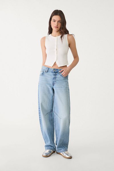 Stradivarius Basic button-up T-shirt