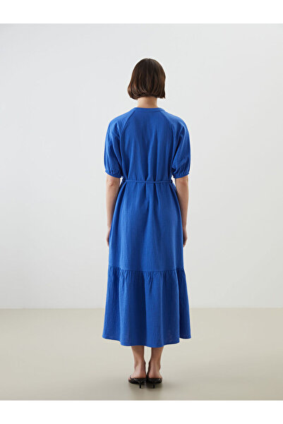 LC Waikiki Dámské šaty s texturou LCWAIKIKI Classic Blue Runaway Collar