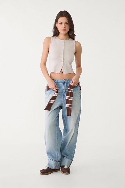 Stradivarius قميص تي شيرت أساسي بأزرار