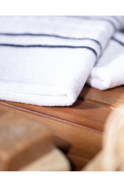 Madame Coco Martin 2-Pack 100% Cotton Hand Towels - White/Navy Blue