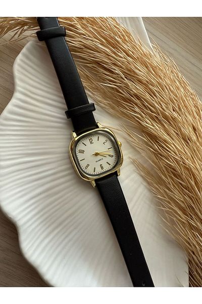 QUARTZ Minimal Women's Wristwatch - Vintage Leather Cord 1 Piece
