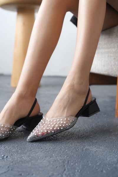 MODAADAM Kadın Petra Kısa Topuklu Taşlı Ayakkabı - Siyah