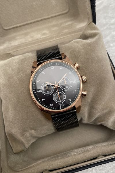 Leerybee Quartz Women's Wrist Watch in Special Box Kn-14