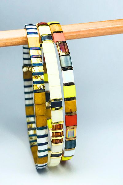 NAZLI TAKILAR Multicolored 3-Piece Elastic Tila Bracelet