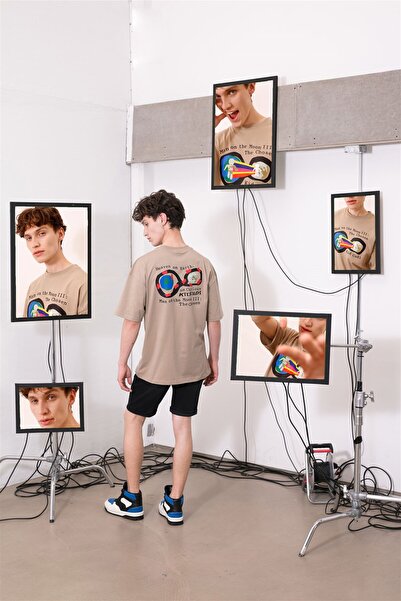 Trendiz Unisex Man On The Moon 3 Kid Cudi Taş T-Shirt