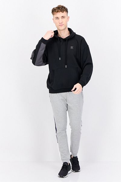 adidas Men Sportswear Fit Long Sleeves Training Sweatshirt, Black