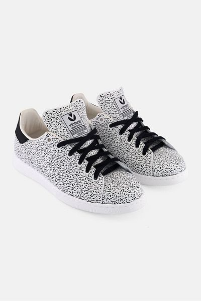 Victoria Women Printed Lace Up Basketball Shoes, Multicolor