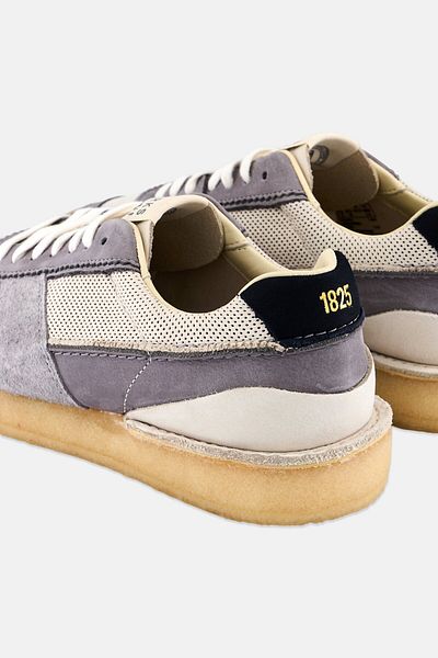 CLARKS حذاء تورون القياسي للرجال برباط كاجوال، رمادي