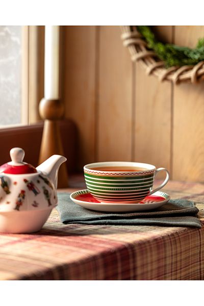 Madame Coco Doux Teapot